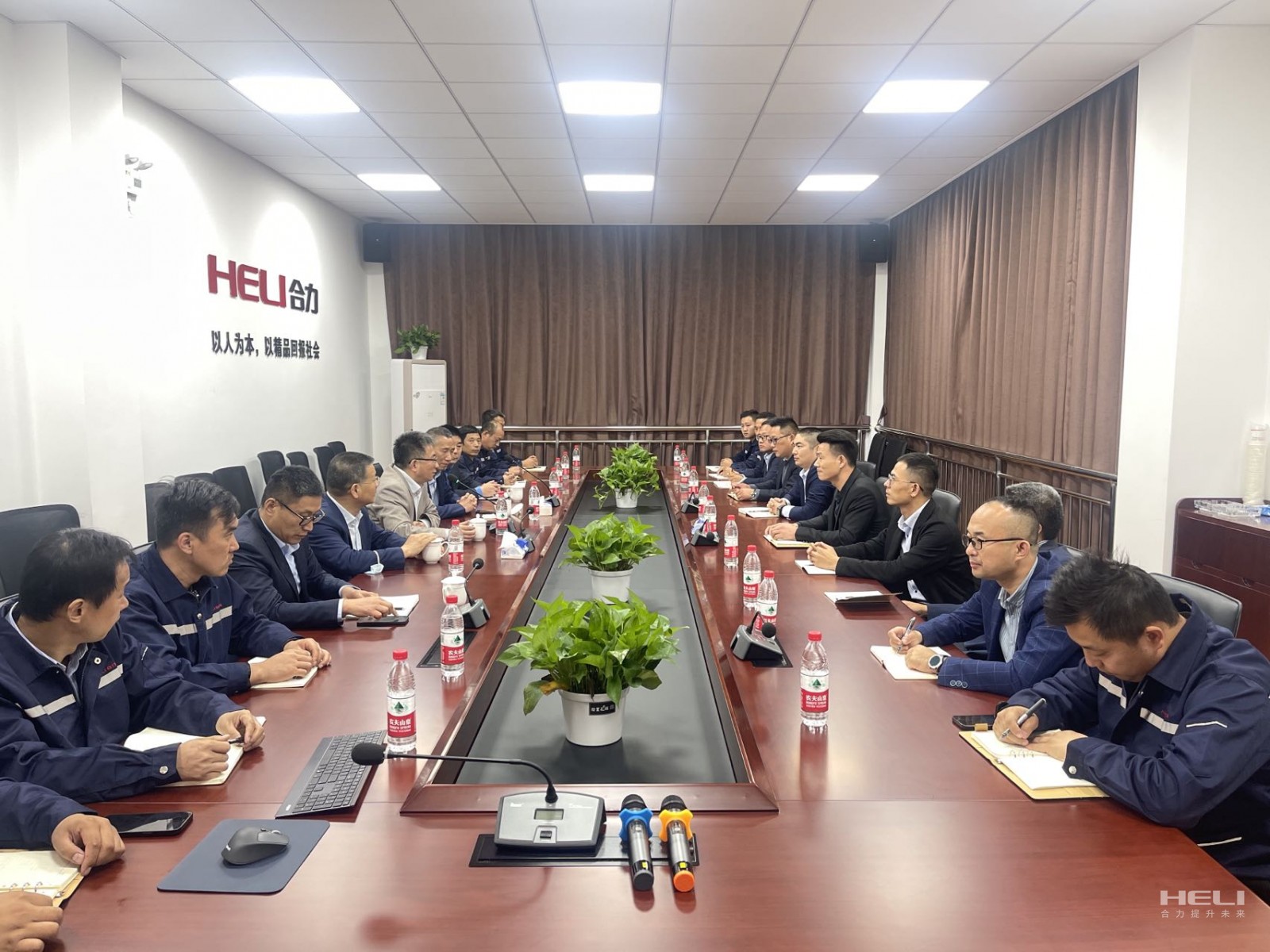 与上海：Ｗ鹆崩ド健ⅰ⒓味ǚ止驹惫そ涣髯.jpg